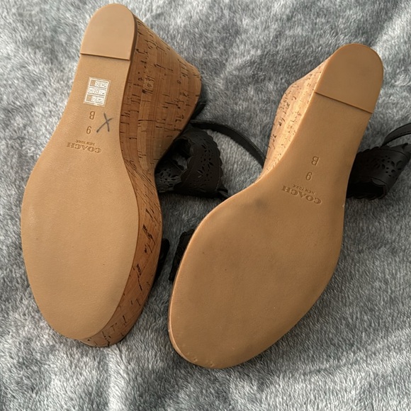Coach black sandals size 9 NEW - Picture 4 of 6